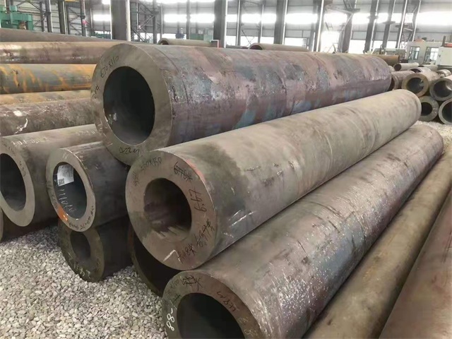 包头厚壁无缝钢管锻造